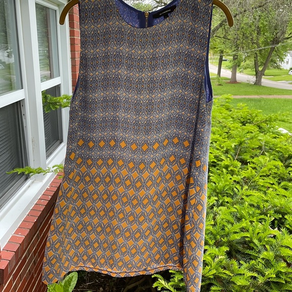 Fun dress! - Picture 2 of 8